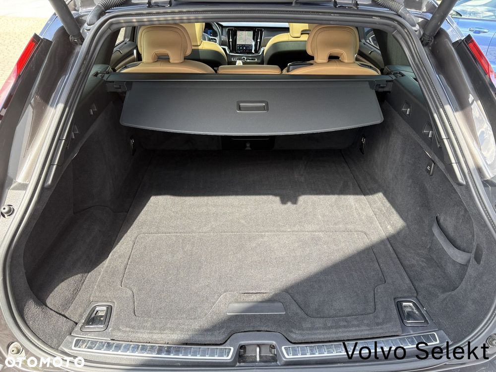Volvo V90 - 31