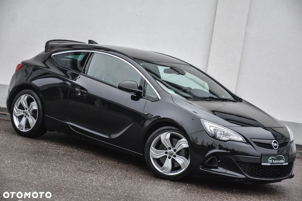 Opel Astra OPC Start/Stop - 2