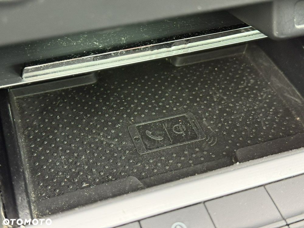 Skoda Octavia 1.6 TDI Ambition DSG - 26