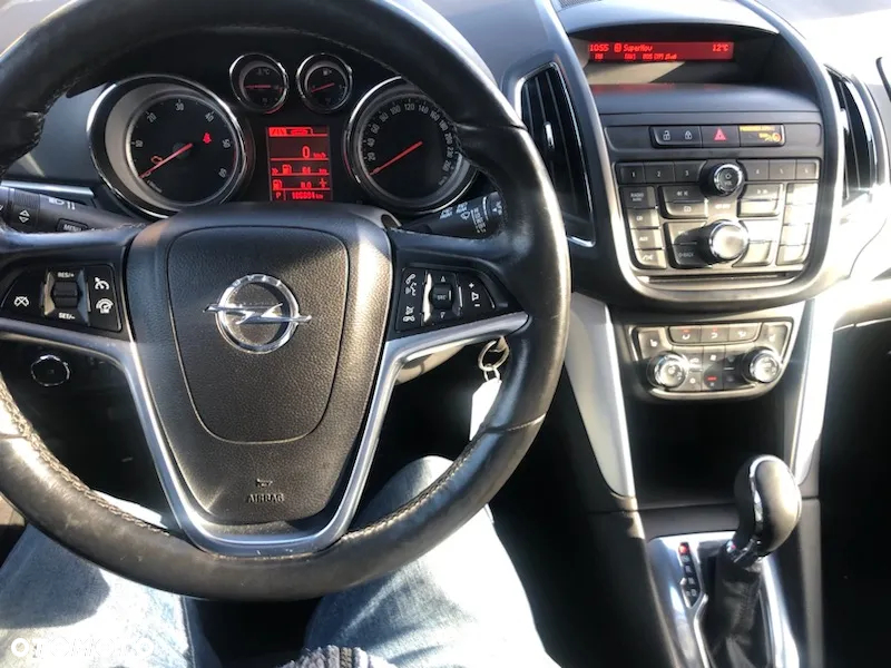 Opel Zafira - 2