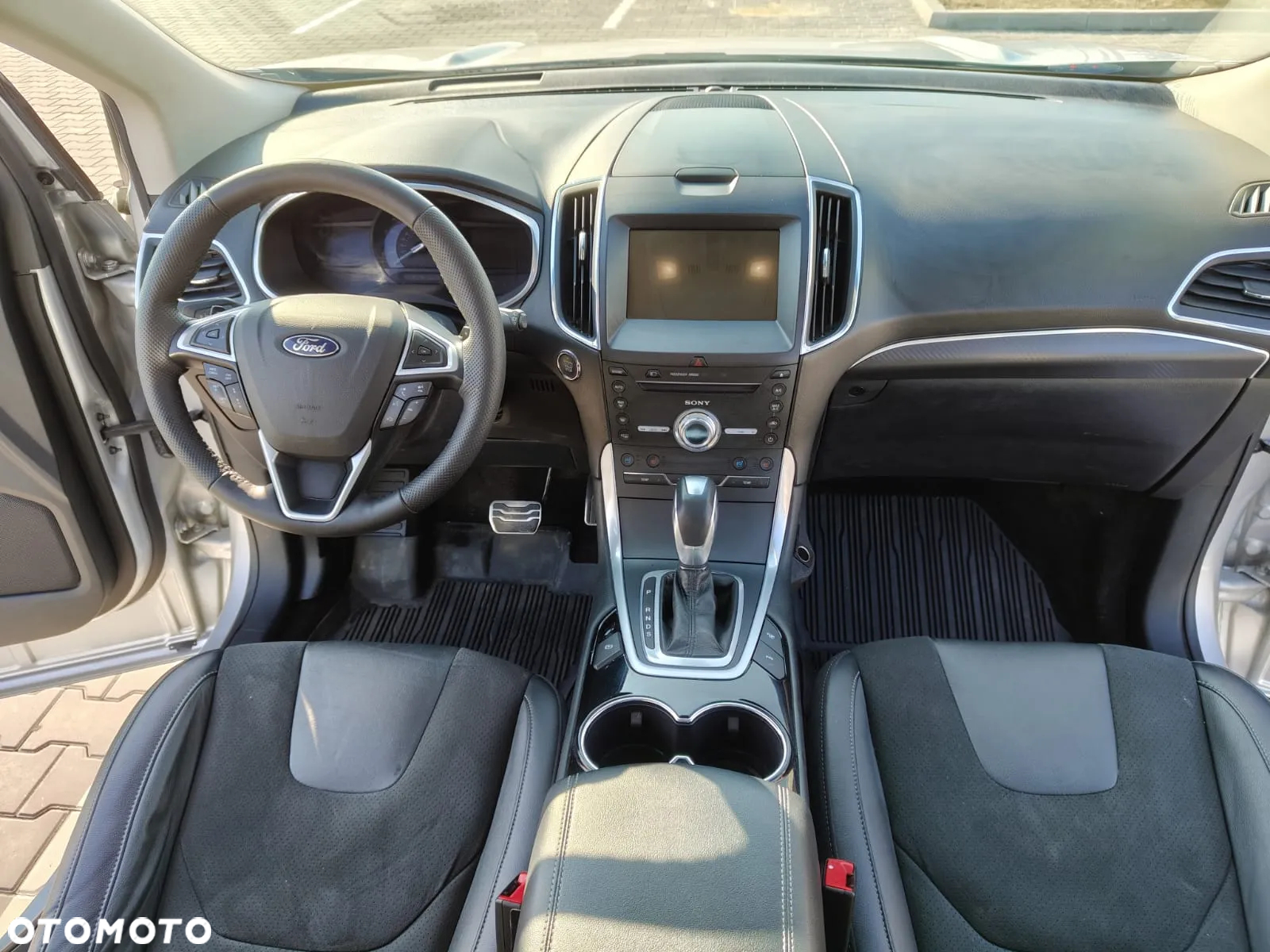 Ford Edge - 13