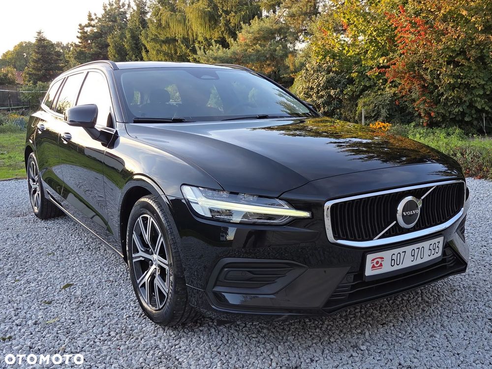 Volvo V60 B3 B DKG Momentum Pro - 34