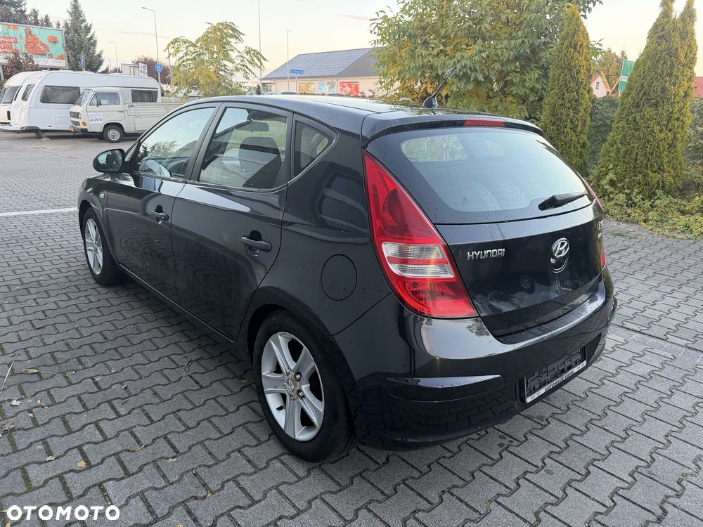 Hyundai I30 2009 photo 3