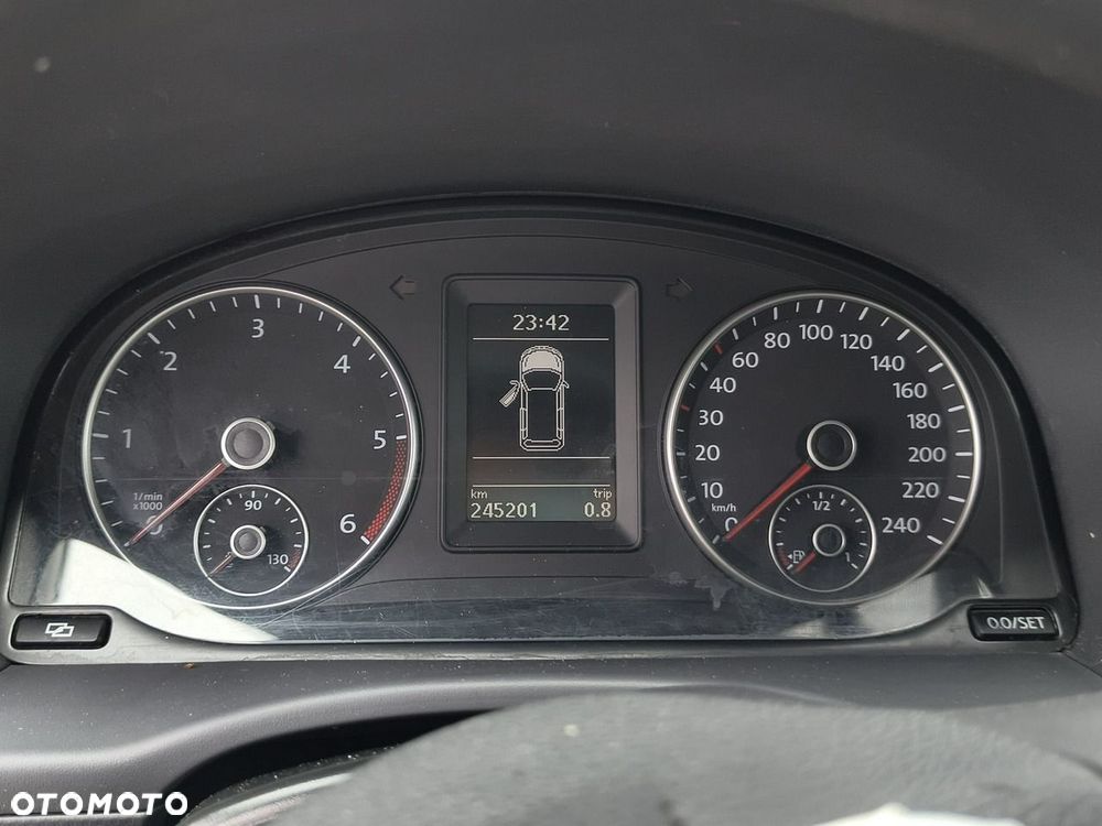 Volkswagen Caddy - 10
