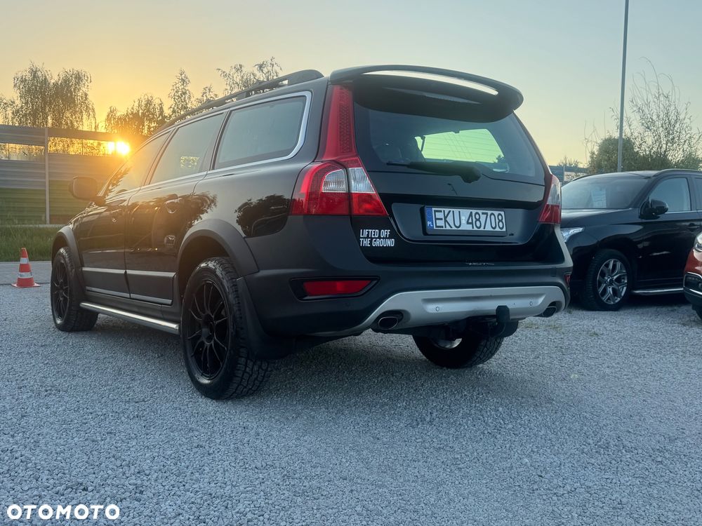 Volvo XC 70 D5 AWD Geartronic Summum - 8