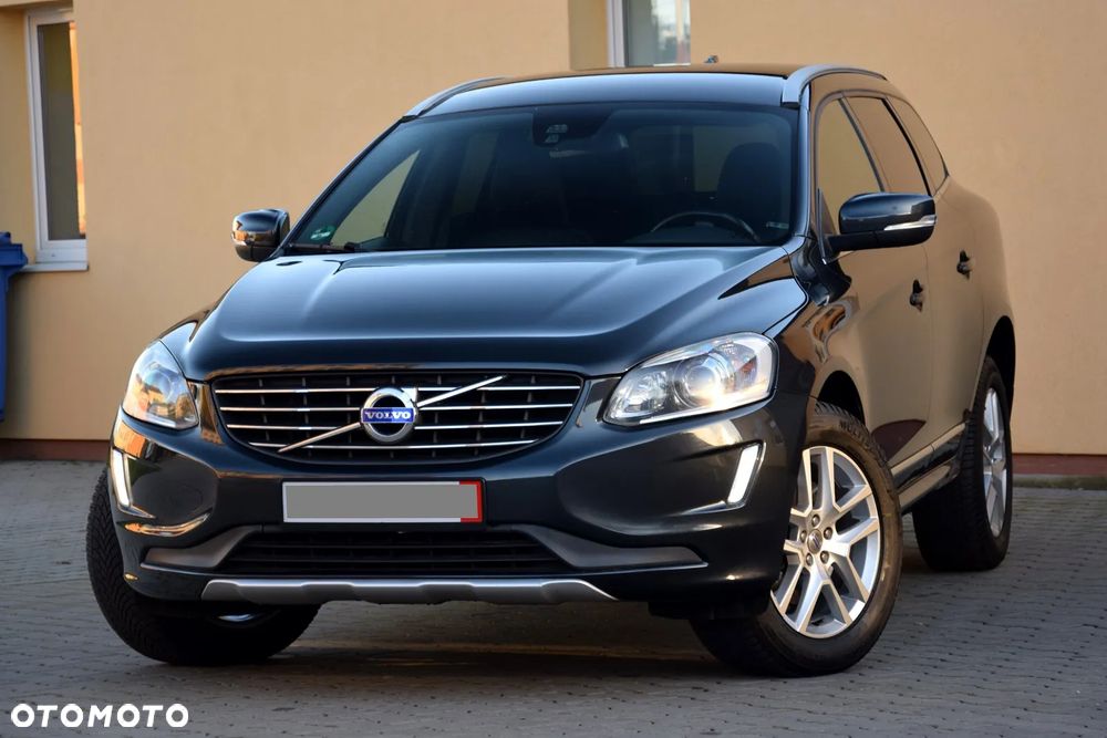 Volvo XC 60 D5 AWD Geartronic Momentum - 4
