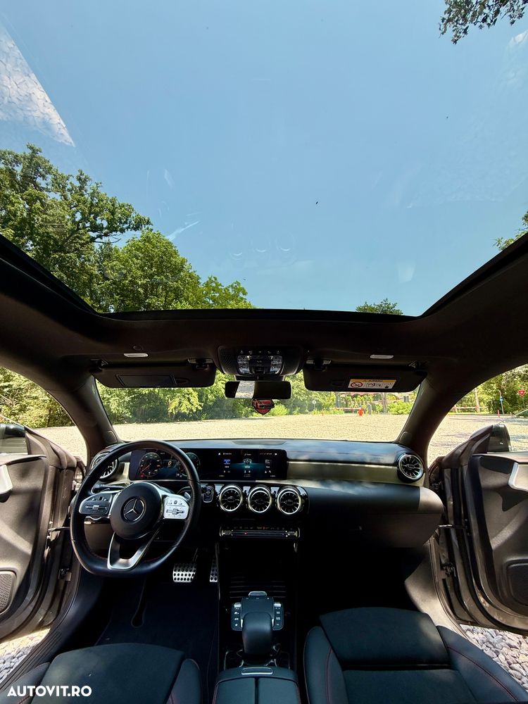 Mercedes-Benz CLA 250 e 8G-DCT AMG Line - 17
