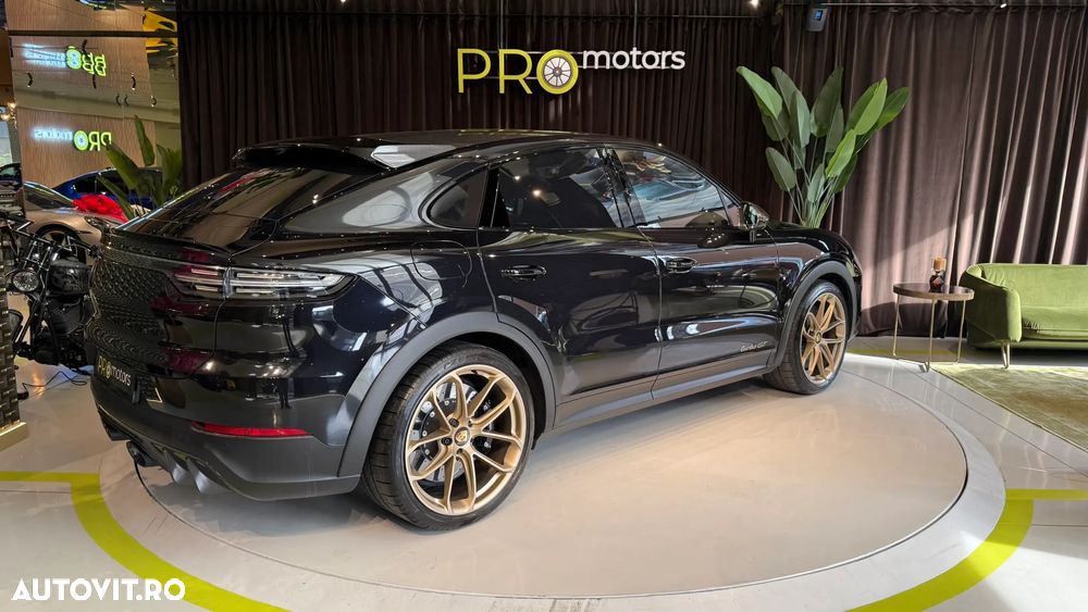 Porsche Cayenne Coupe - 6