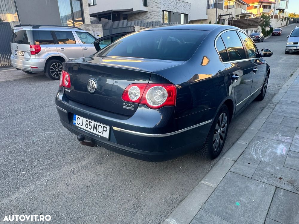 Volkswagen Passat 2.0TDI Highline DPF 4Motion - 11