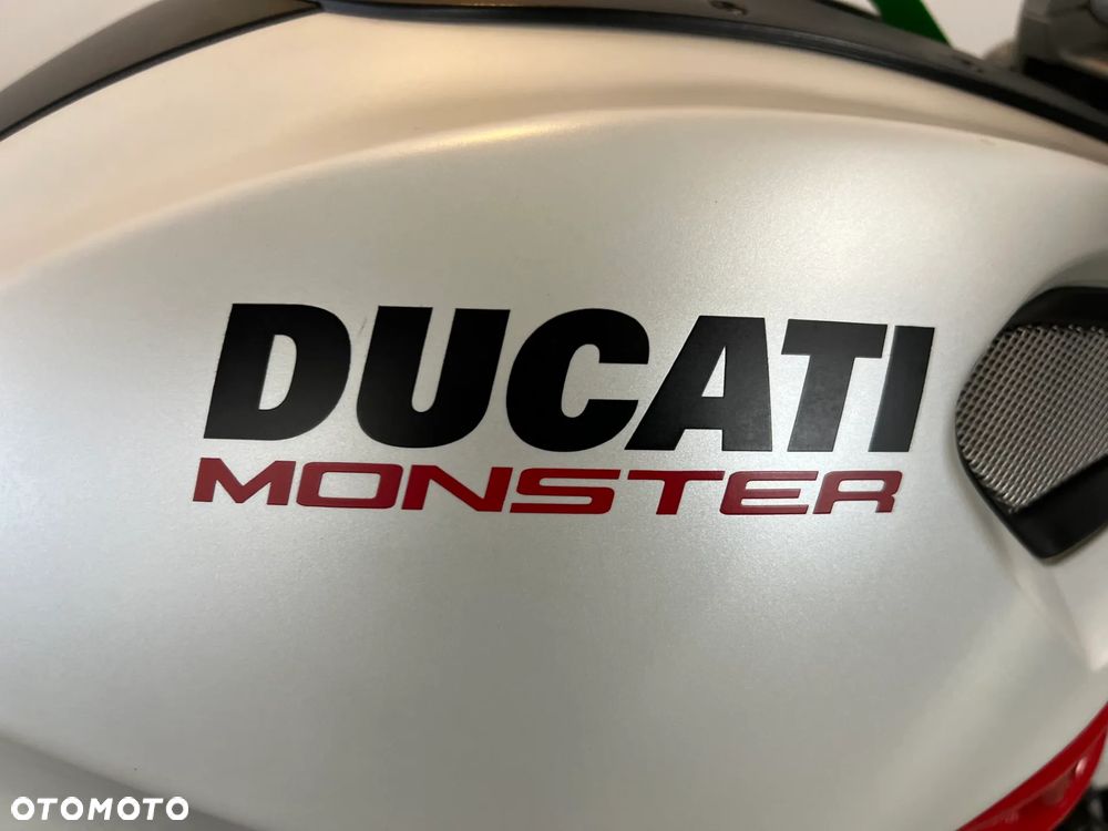 Ducati Monster - 18