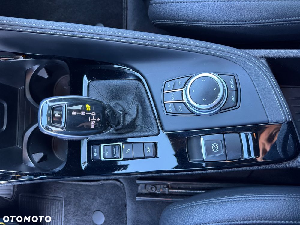 BMW X1 xDrive28i Sport Line - 34