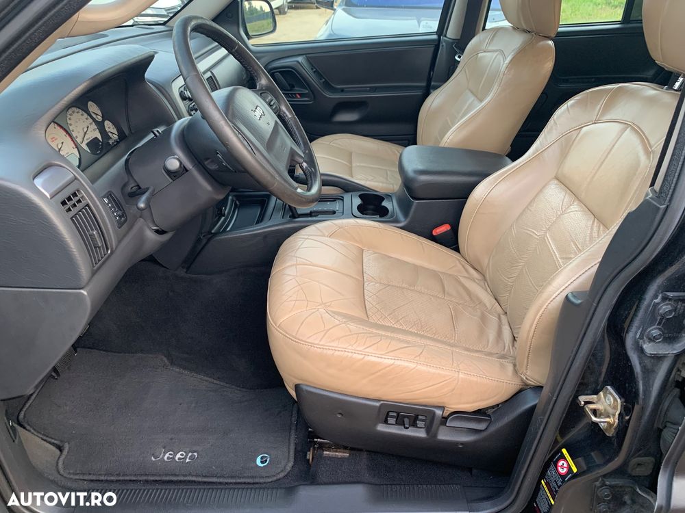 Jeep Grand Cherokee - 27