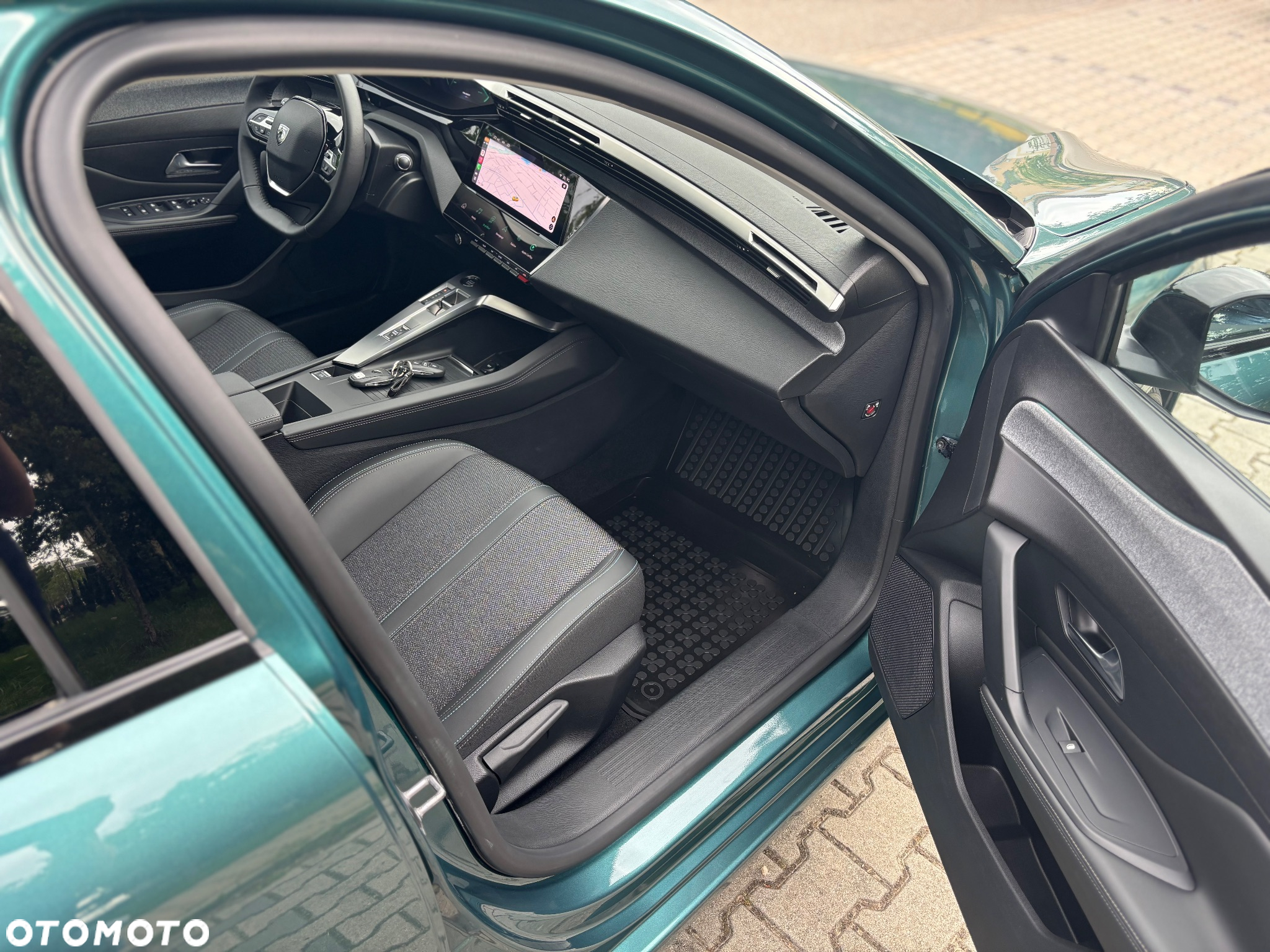 Peugeot 308 SW BlueHDi 130 EAT8 Stop & Start Allure Pack - 13
