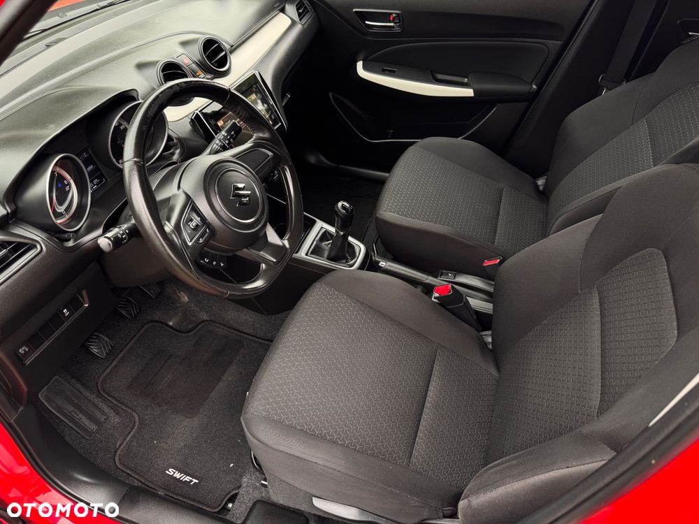 Suzuki Swift 1.2 SHVS Premium Plus - 5