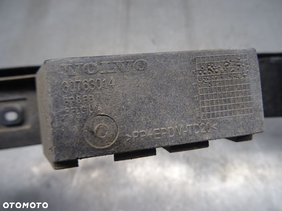VOLVO V50 LIFT 07-12 KOMBI ŚLIZG ZDERZAKA TYŁ TYLNY 30763014 - 3
