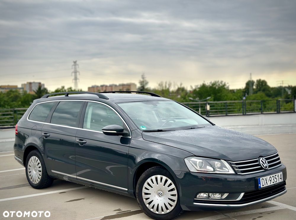 Volkswagen Passat 1.6 TDI DPF BlueMot Highline - 3