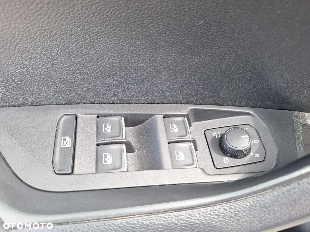 Skoda Karoq 1.5 TSI ACT 4x2 Style DSG - 17