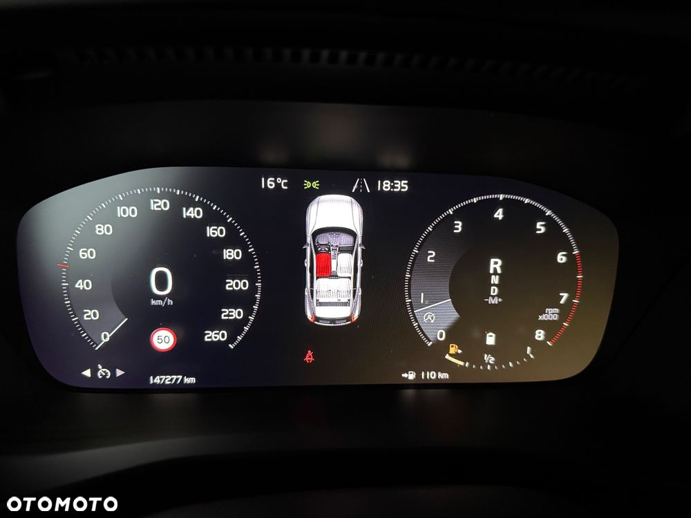 Volvo XC 40 B4 B DKG Ultra Dark - 37