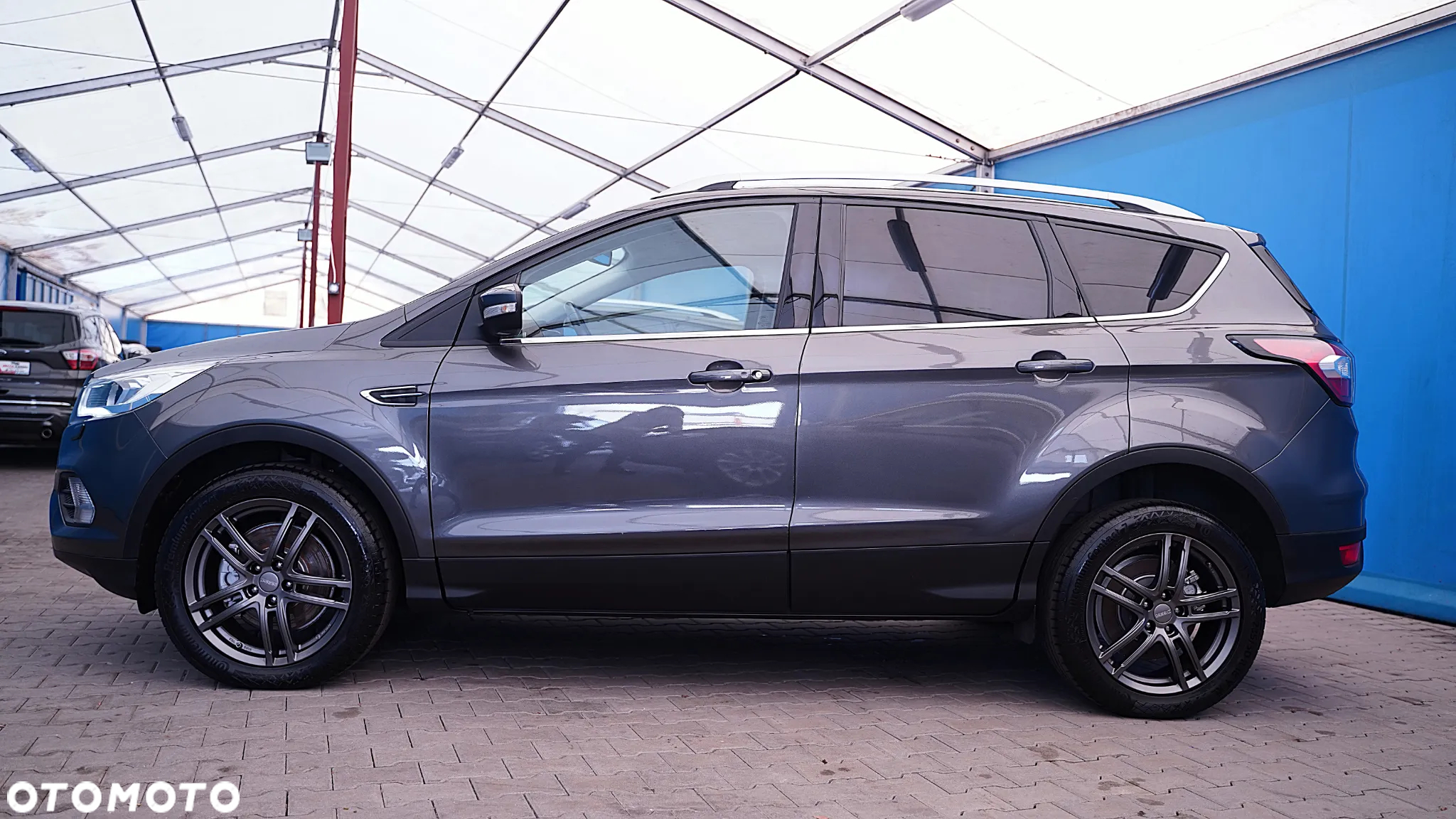 Ford Kuga - 8