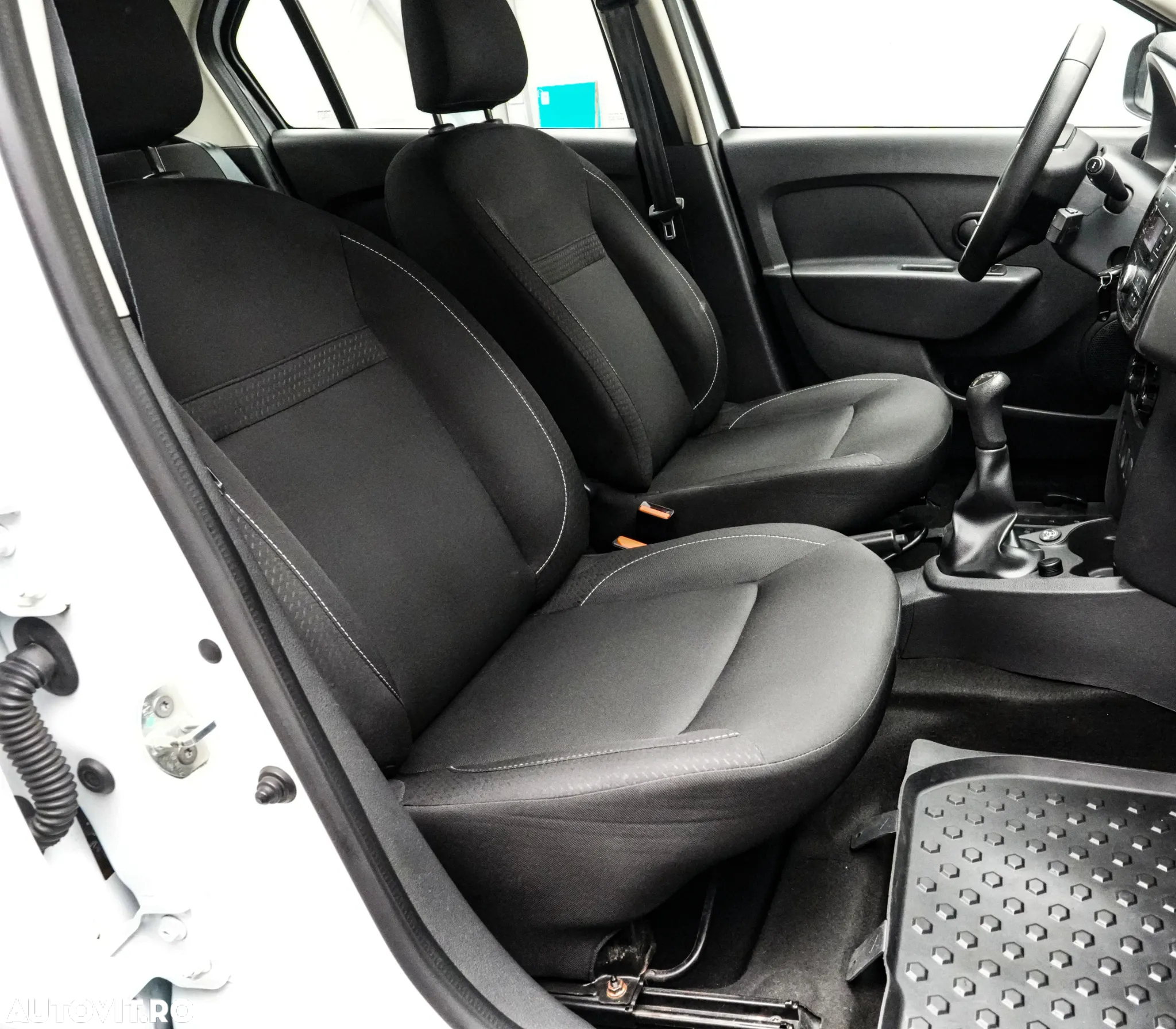 Dacia Logan ECO-G 100 Essential - 15