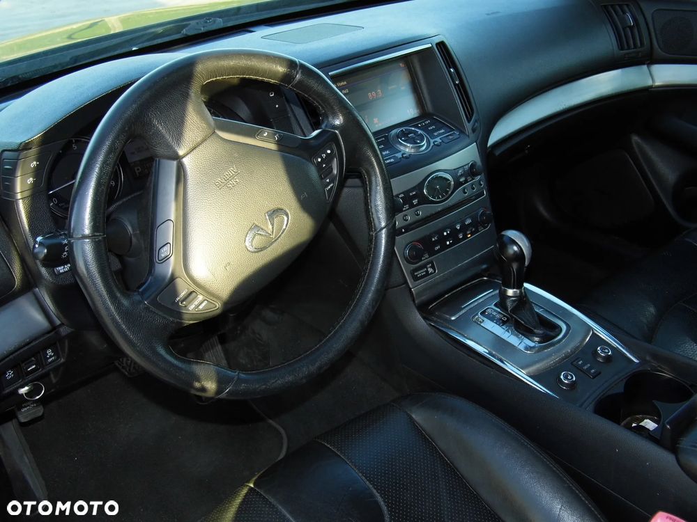 Infiniti G G37 AWD - 18