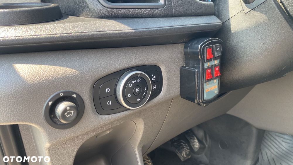 Ford Transit - 15