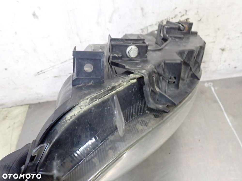 LAMPA PRAWA PRZEDNIA FIAT PUNTO EVO 1.3MJET - 8