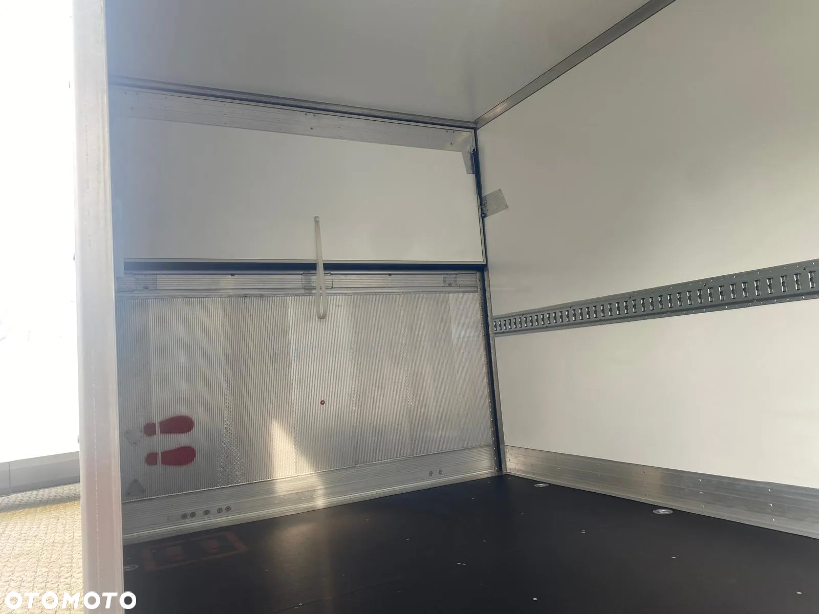 Iveco DAILY 50C18HZ Kontener + Winda 1000 kg - 8