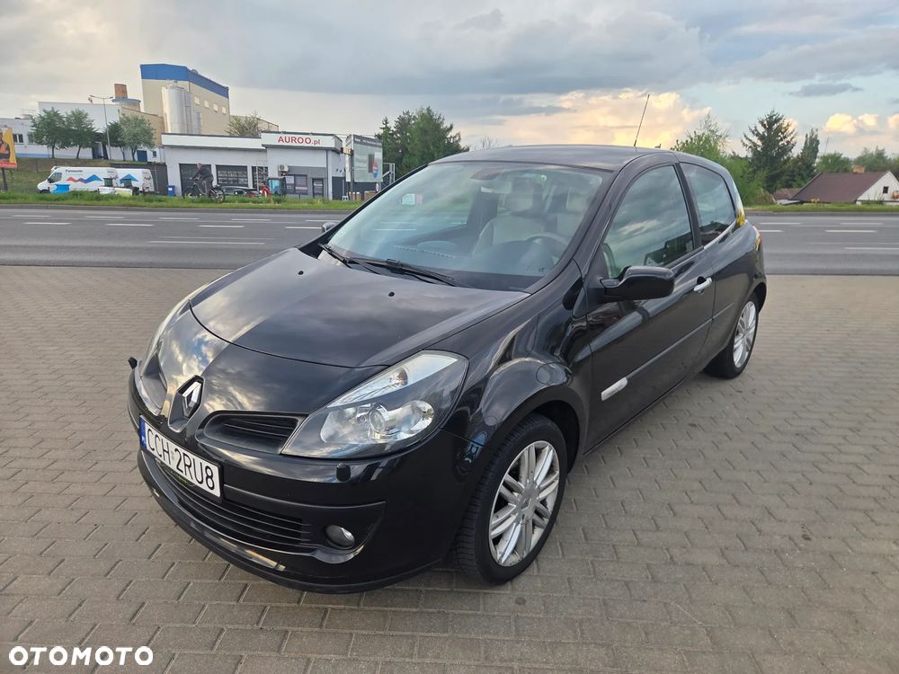Renault Clio - 1