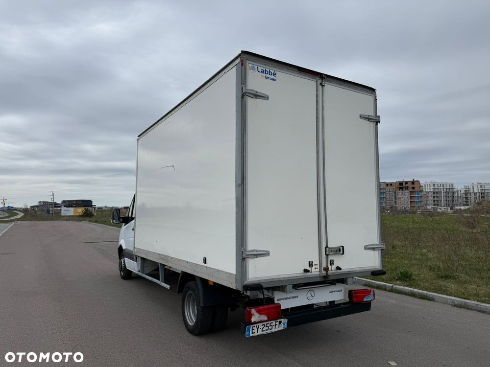 Mercedes-Benz Sprinter - 3