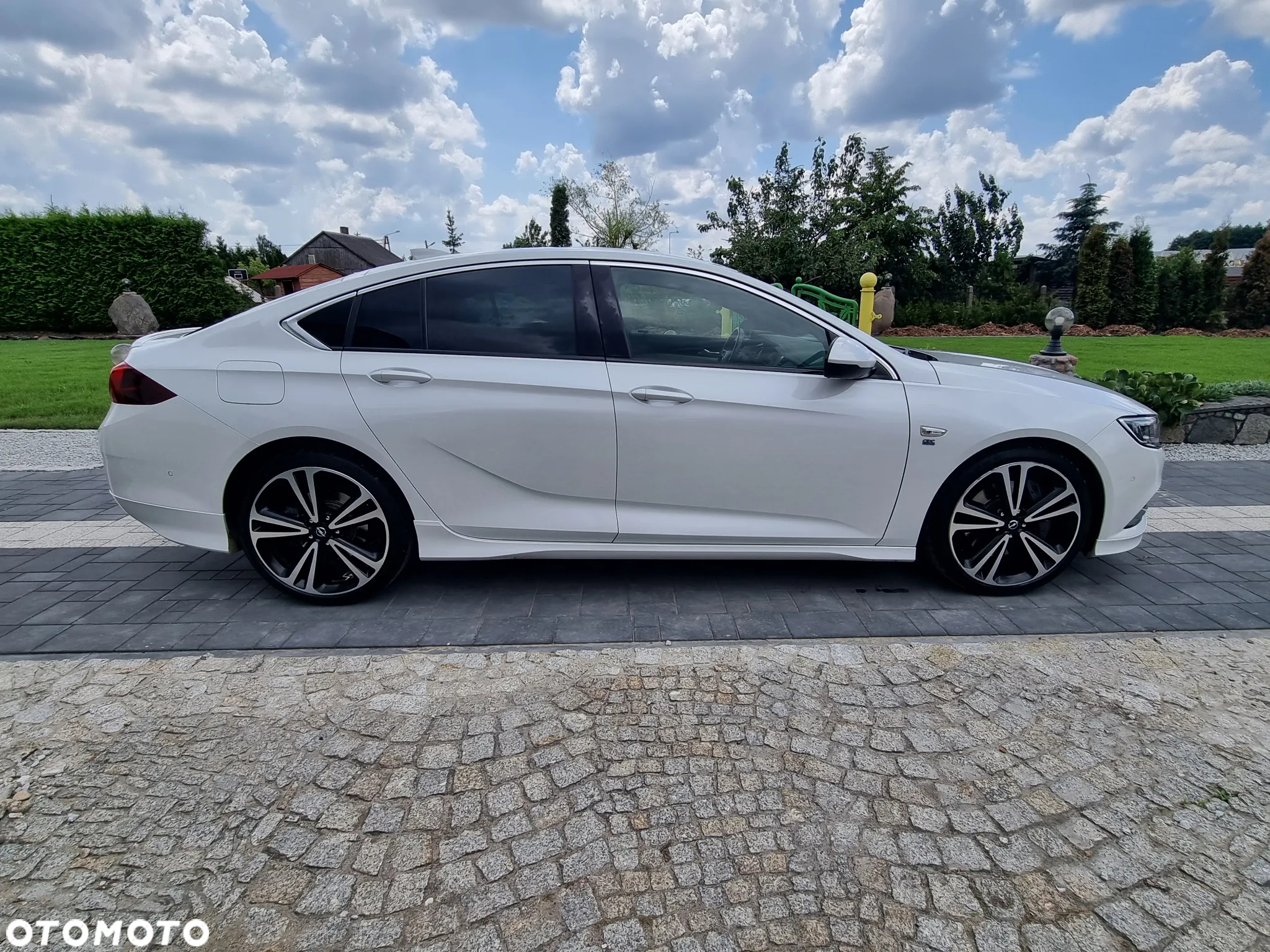 Opel Insignia - 4