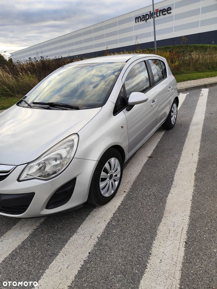 Opel Corsa 1.4 16V Enjoy - 4