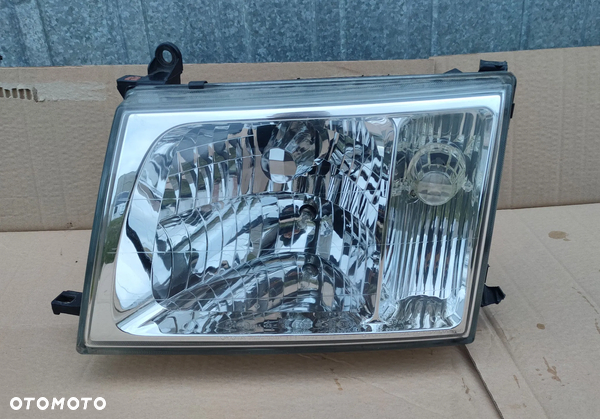 Reflektor lewy Lampa lewa Toyota Land Cruiser 100 1998-