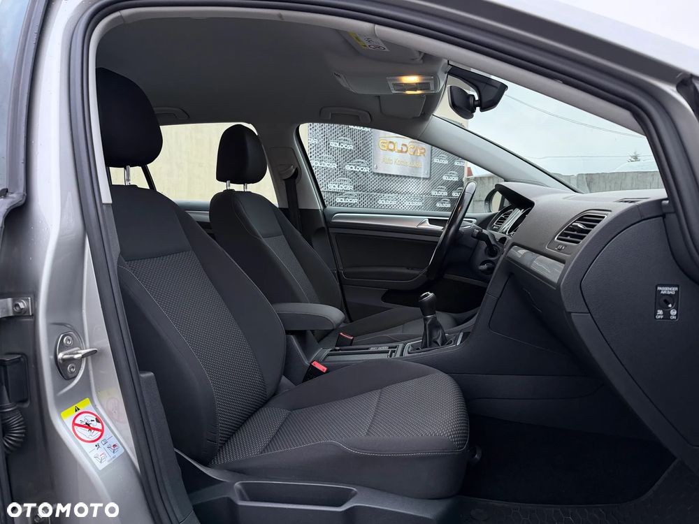 Volkswagen Golf 1.6 TDI BMT Comfortline - 15