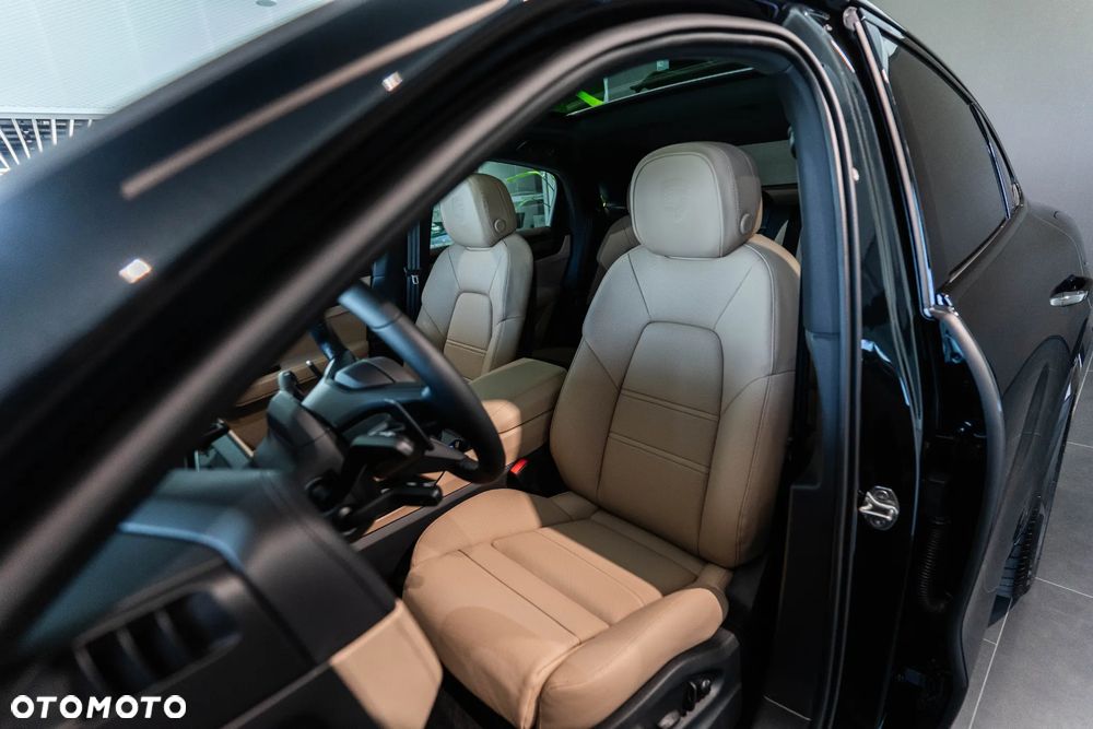 Porsche Cayenne Black Edition - 10
