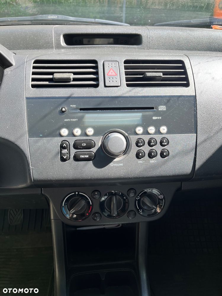 Suzuki Swift 1.3 GLX / Comfort - 17