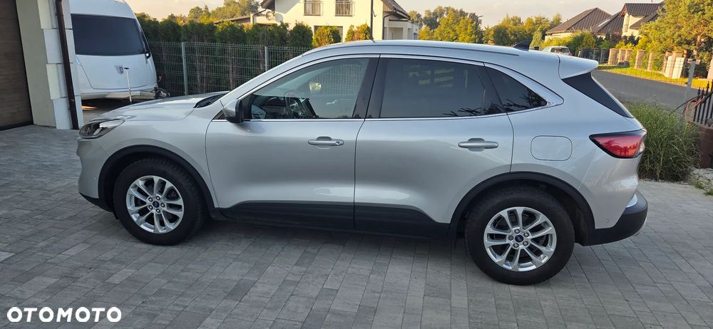 Ford Kuga - 9
