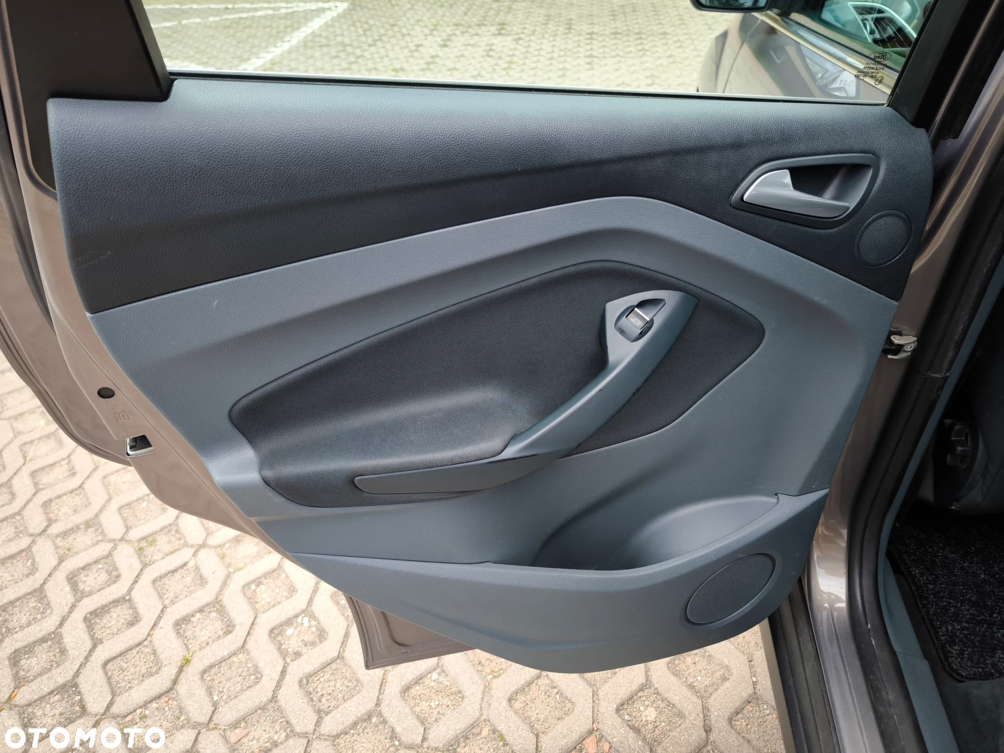 Ford C-MAX 1.6 TDCi Titanium - 11