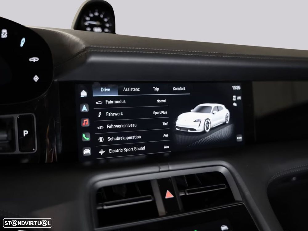 Porsche Taycan Sport Turismo - 13