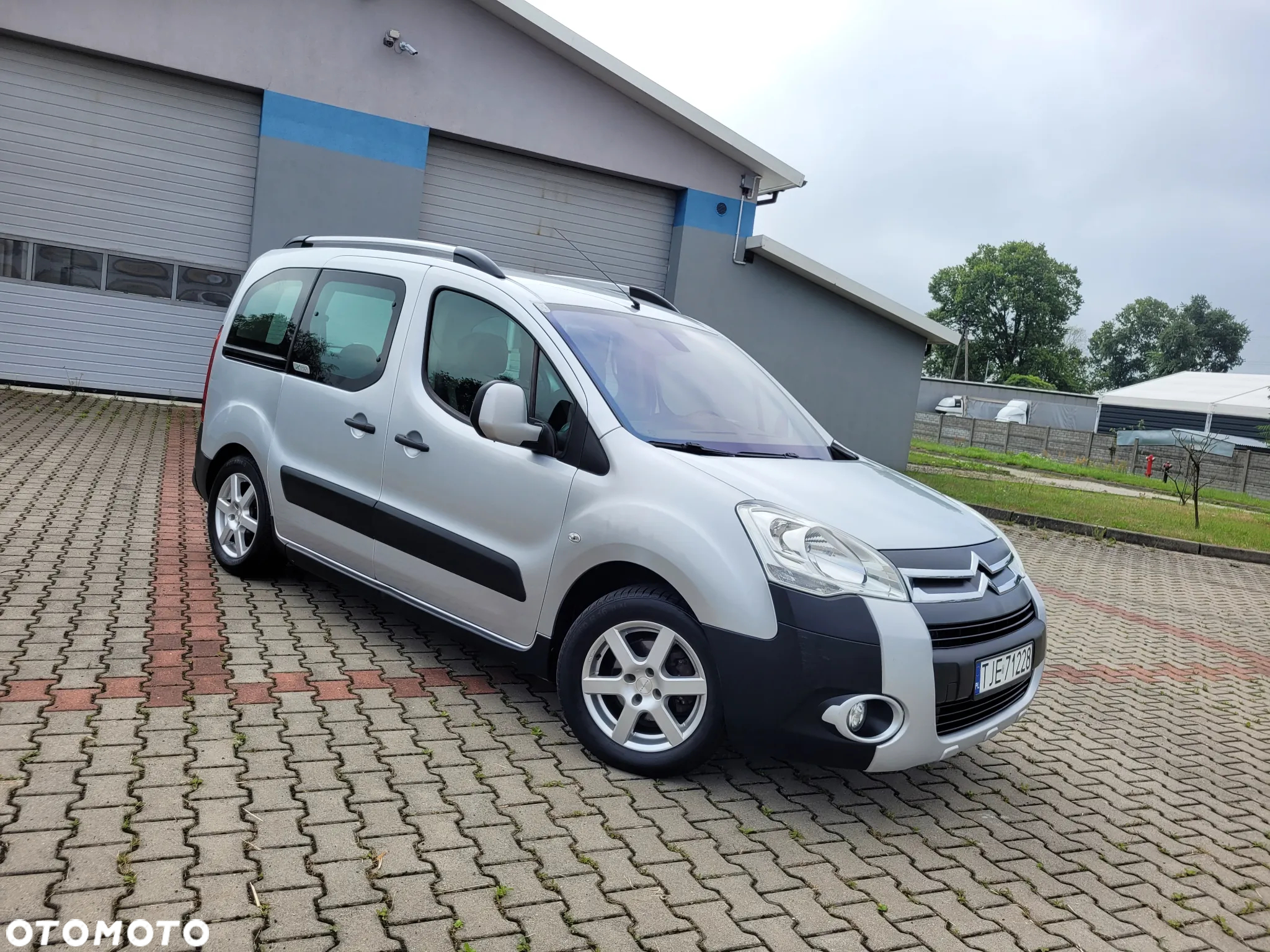 Citroën Berlingo Multispace 1.6 HDI Exclusive - 6