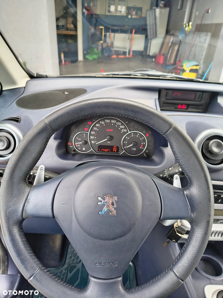 Peugeot 1007 1.6 Sporty 2-Tronic - 18