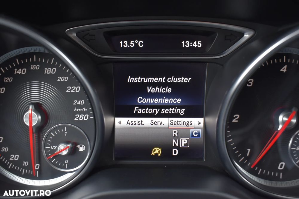 Mercedes-Benz CLA - 26