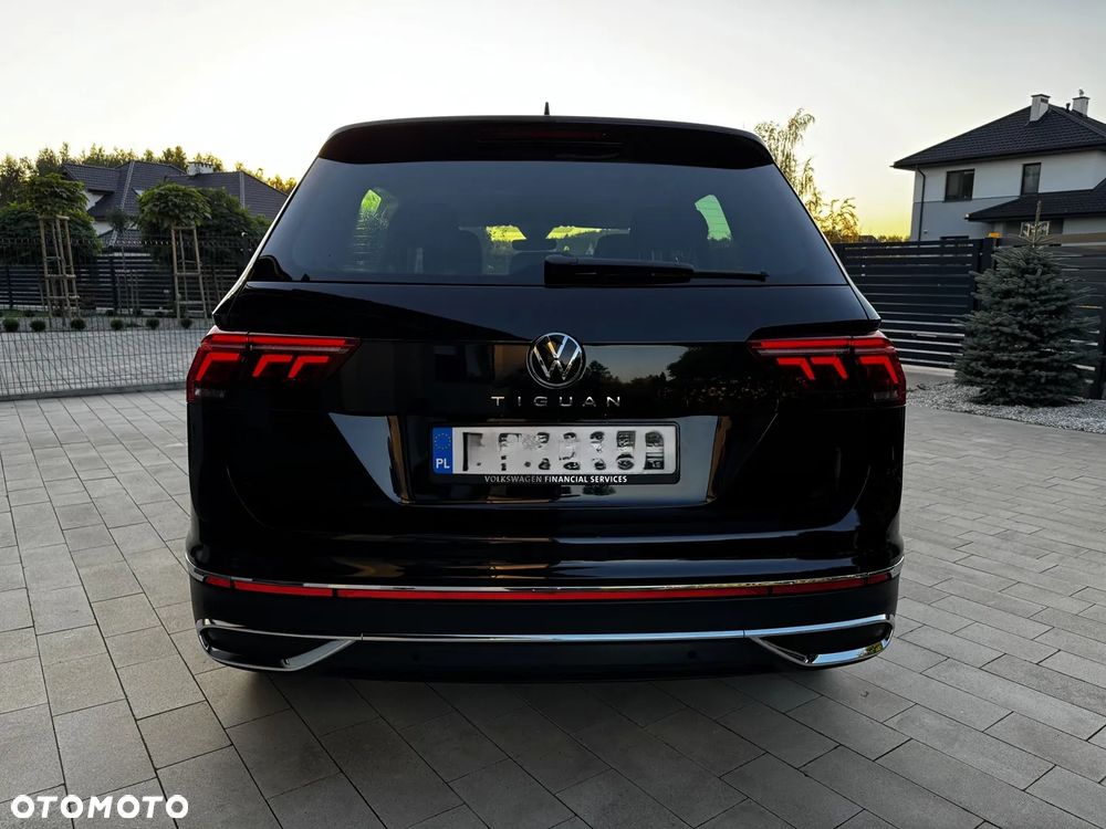 Volkswagen Tiguan 2.0 TDI Elegance DSG - 5