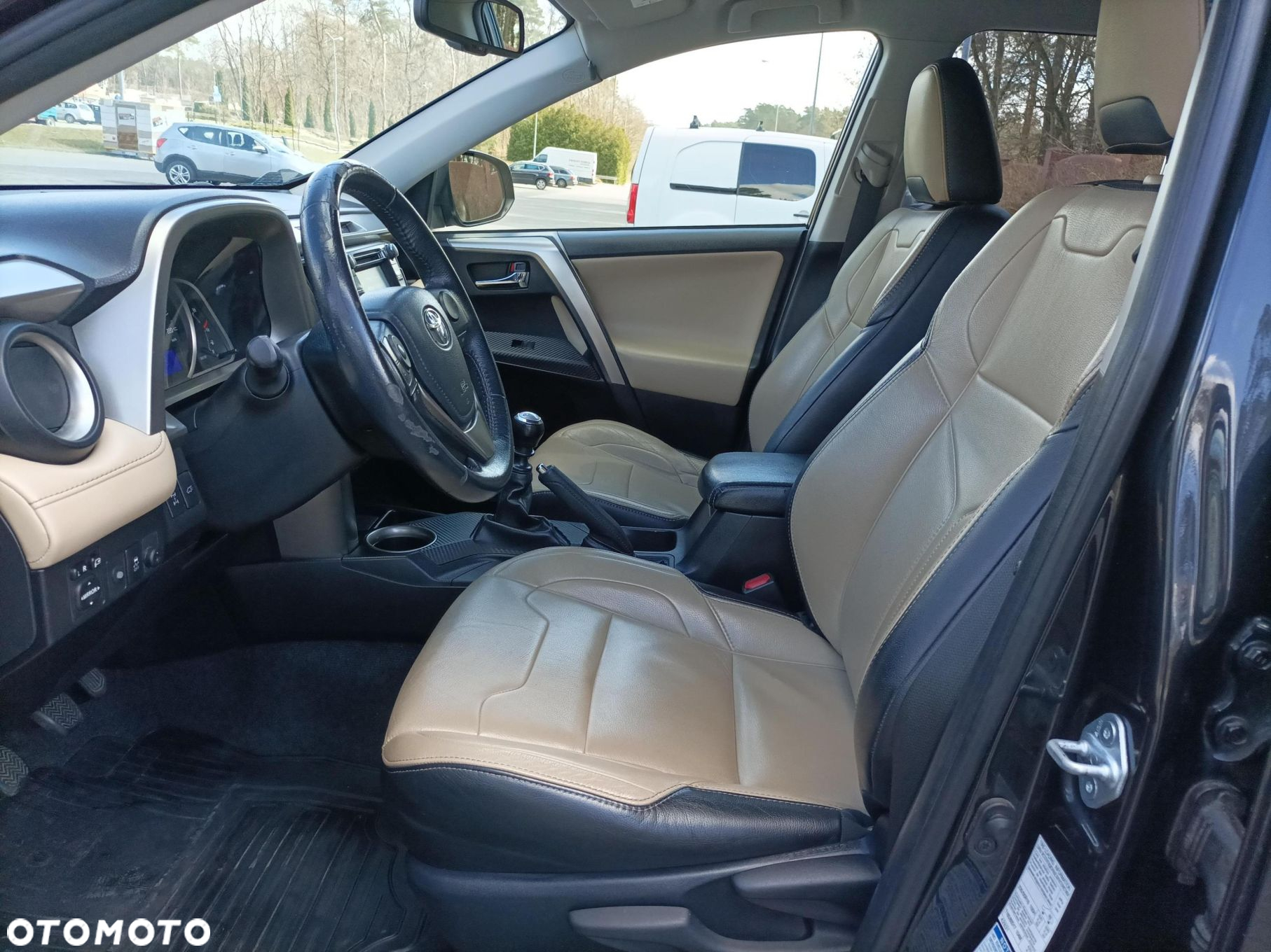 Toyota RAV4 - 15