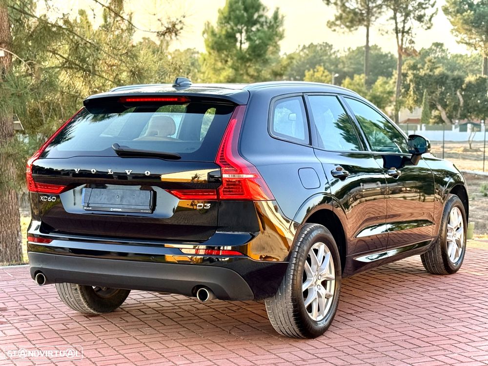Volvo XC 60 2.0 D3 Momentum - 4