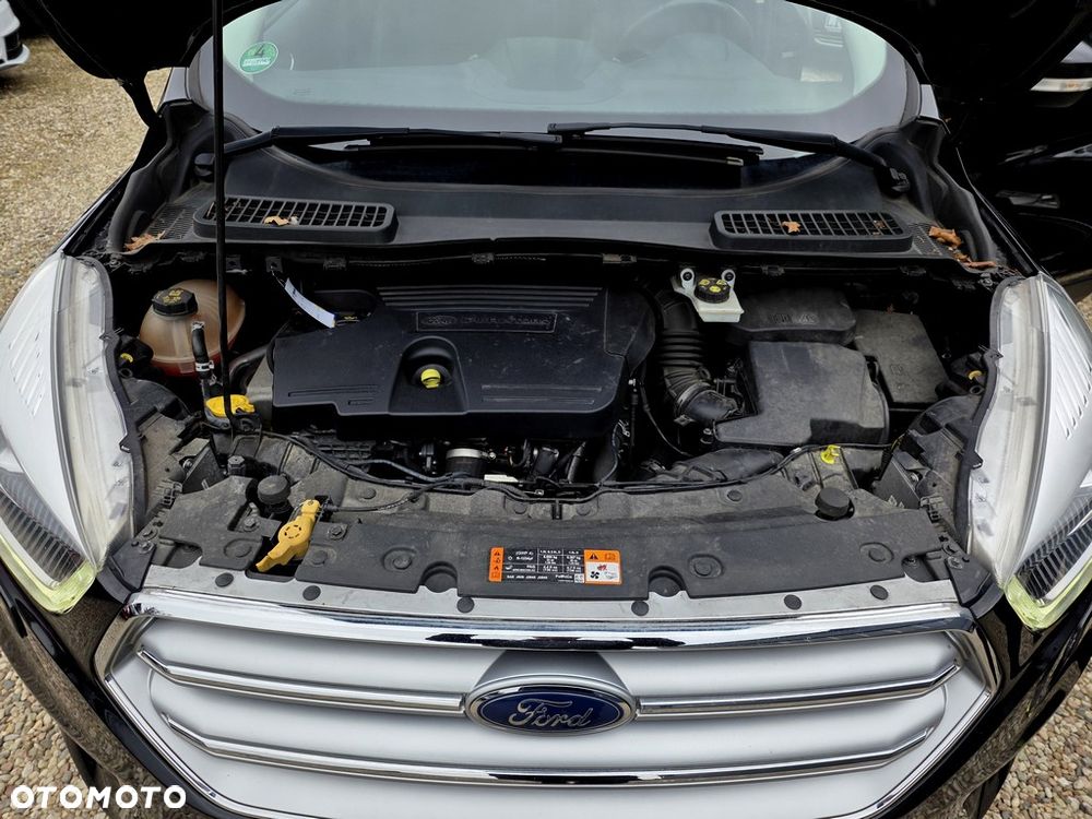 Ford Kuga 2.0 TDCi AWD Titanium - 38