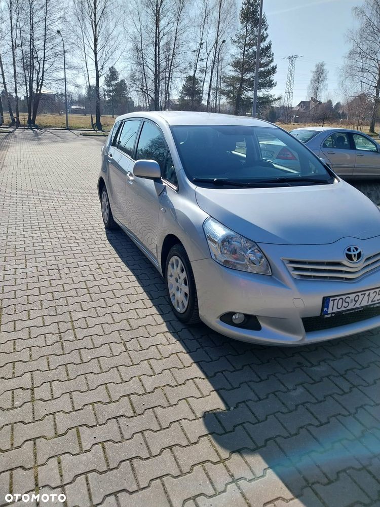 Toyota Verso 2.0 D-4D Sol plus - 6