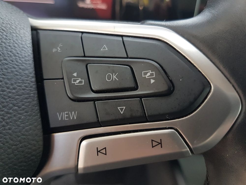 Volkswagen Golf 2.0 TDI Life - 13