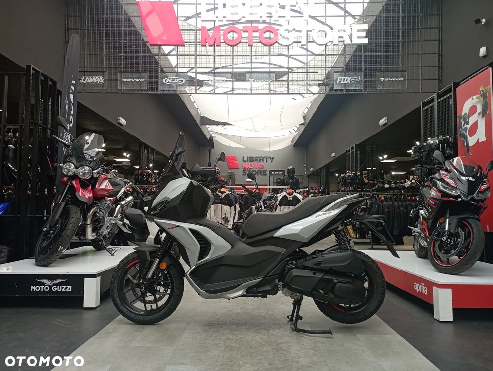 Aprilia SR - 9