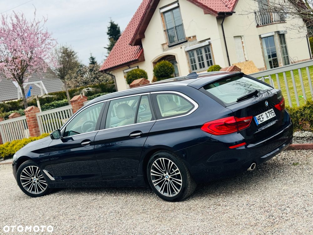 BMW Seria 5 520d Luxury Line sport - 4
